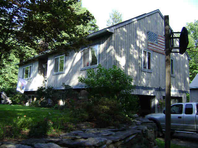 Building photograph for 30 SUNSET RD
